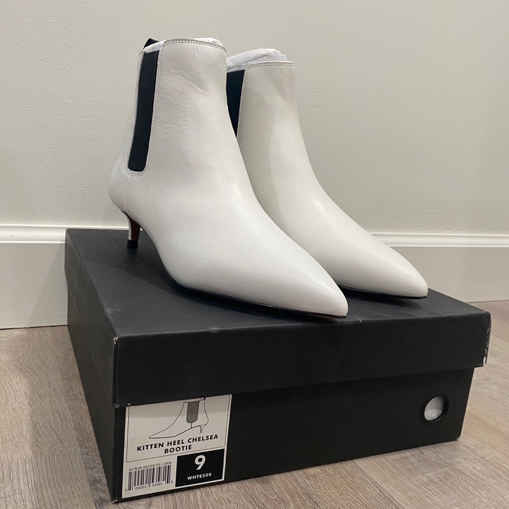 Banana Republic Chelsea Boots